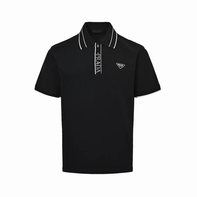 prada 普拉达 25Ss 门襟螺纹字母三角标刺绣polo短袖 时尚型裁设计 兼具个性 简约不简单 客供精仿棉打造珠地材质面料,领口丝光面料编织 内里工整严密