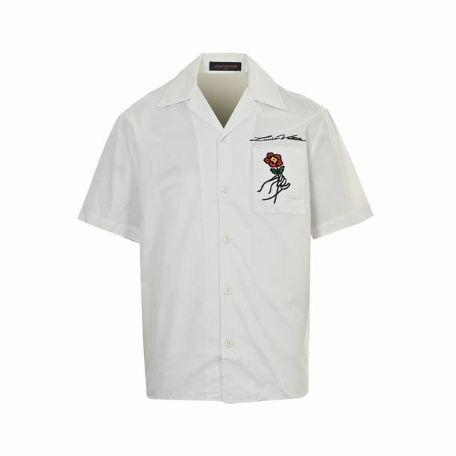louis Vuitton 路易威登 24Ss 花卉刺绣短袖衬衫 原版专柜8850购入 面料也是非常薄支数很高 也是定做了同规格的面料 由于使用氧化原版已经发黄