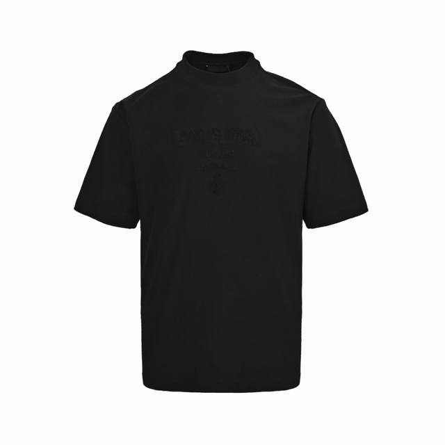 prada 普拉达 25Ss 暗纹毛巾绣刺绣Logo短袖 面料采用270克重精梳棉 定制1*1螺纹 成衣两遍水洗处理 面料舒适亲肤无异感 定制定染面料 纺织密度