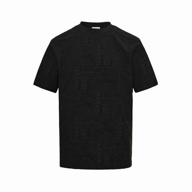 burberry 巴宝莉 25Ss 暗纹Tb战马毛巾提花短袖 精美重工艺 280克洗水面料T恤作为奢侈界的龙头 罗纹圆领成了其版型的最好修饰 而B家则是作为了上