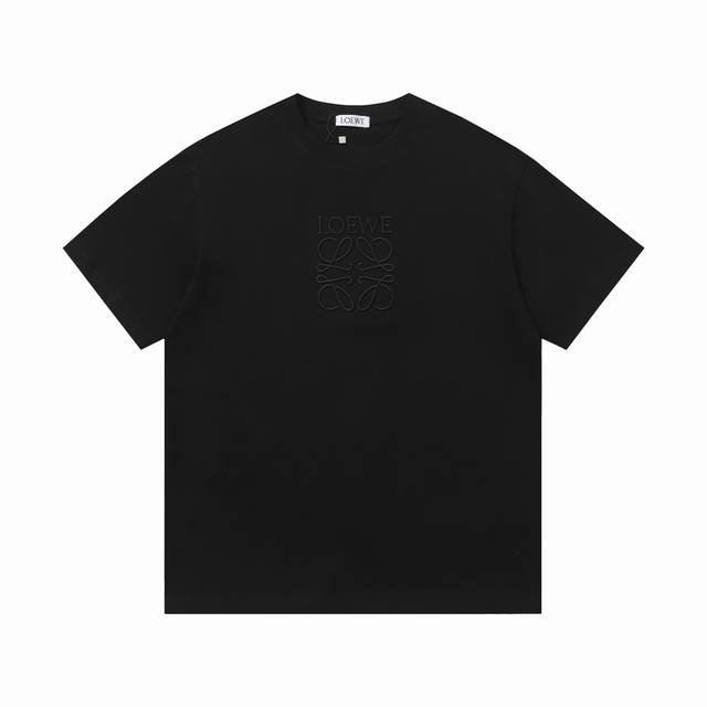 上新 高版本 loewe 罗意威 经典Logo刺绣短袖 240克双纱面料32支纯棉 25Ss最新最顶级 专柜款 经典个性简约拼色刺绣小标Logo 圆领短袖 最顶