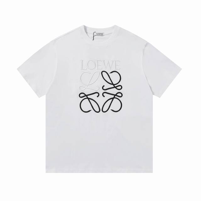 上新 高版本 loewe 罗意威 黑白Logo刺绣短袖 240克双纱面料32支纯棉 25Ss最新最顶级 专柜款 经典个性简约拼色刺绣小标Logo 圆领短袖 最顶