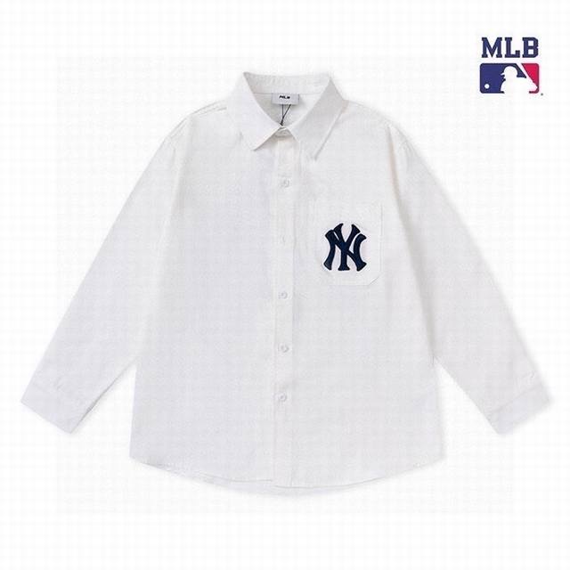 上新 高版本 mlb新款梭织大Logo老花衬衣 男女同款 前面大标采用万针刺绣 后背标志性大Logo很有设计感 日常通勤随便穿搭都很Nice 面料轻薄舒适 四季