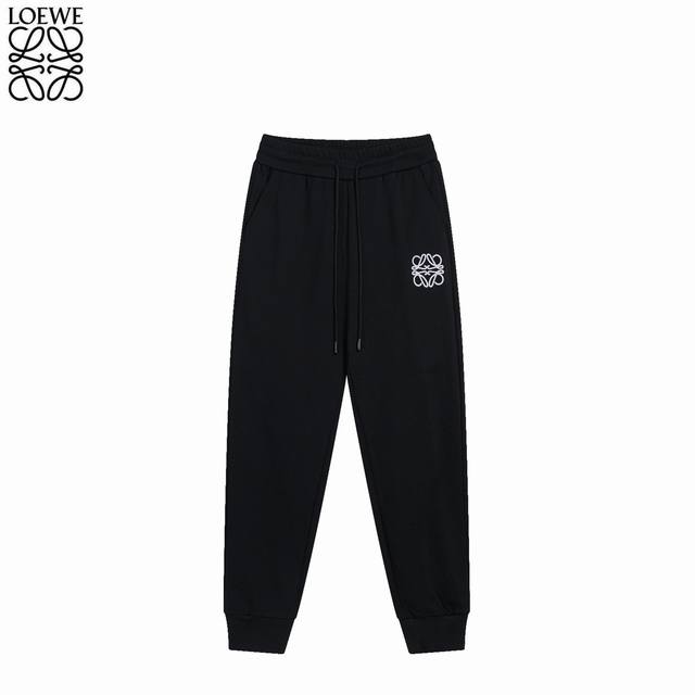 loewe 罗意威 24Ss 经典袖标Logo长裤 360克纯棉卫衣布面料 特别手感 超级质感 舒适柔软透气 休闲宽松版型 潮流男女同款短裤 颜色 黑色 码数