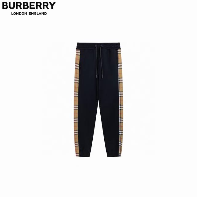 burberry 巴宝莉 24Fw侧边格纹织带拼接毛圈卫裤 纯棉高品质面料 特别手感 超级质感 舒适柔软透气 休闲宽松版型 潮流男女同款 长裤颜色 黑色码数 X