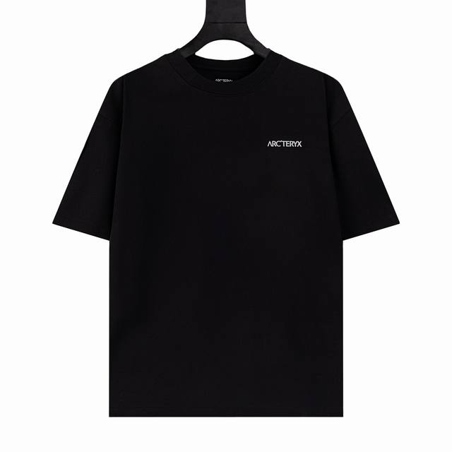 arc'teryx 始祖鸟 发泡彩色三只鸟短袖T恤 采用60支双股 280G全棉面料 上身透气 绝不起球 手感柔软舒适 全衣平车走线立体剪裁 胸前Logo为刻字