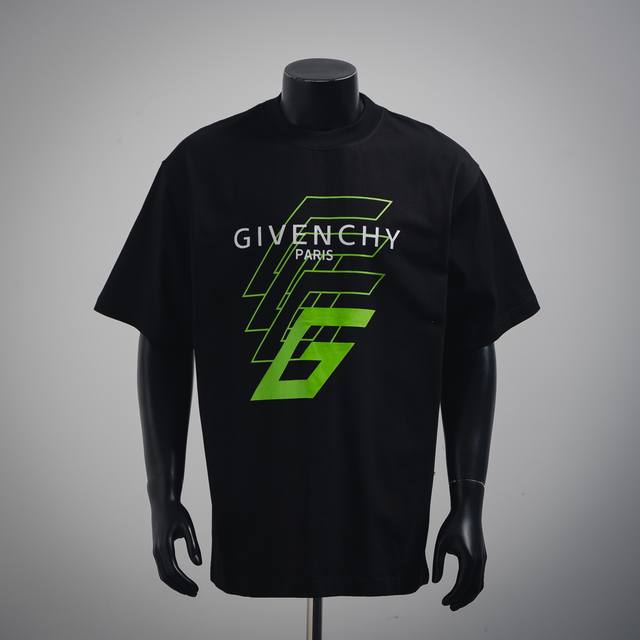 givenchy 纪梵希25Ss折叠大G印花短袖T恤 定制面料洗水后280克重双纱100%精梳全棉面料 印花工艺 螺纹定织定染无色差 出入专柜无压力 通肩拉条工