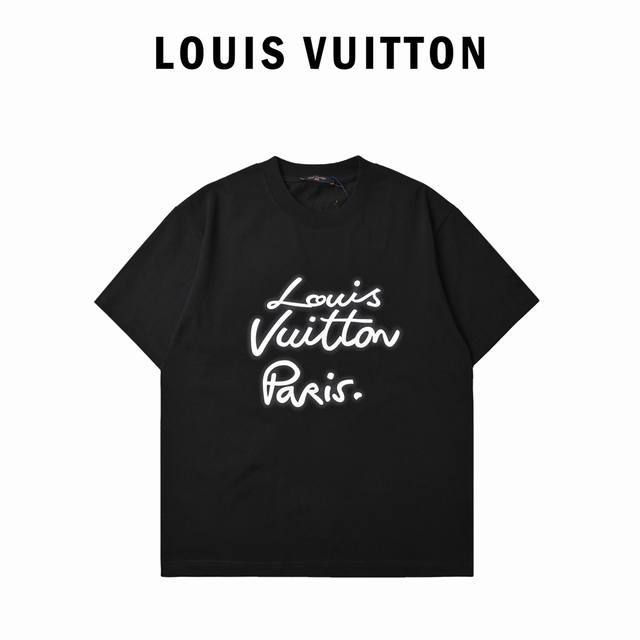 louis Vuitton 路易威登 霓虹灯印花短袖T恤 纯棉质平纹面料 高密度网板 环保弹力胶浆印花工艺 圆领短袖版型 全套辅料配备 双面纯棉质平纹面料 采用