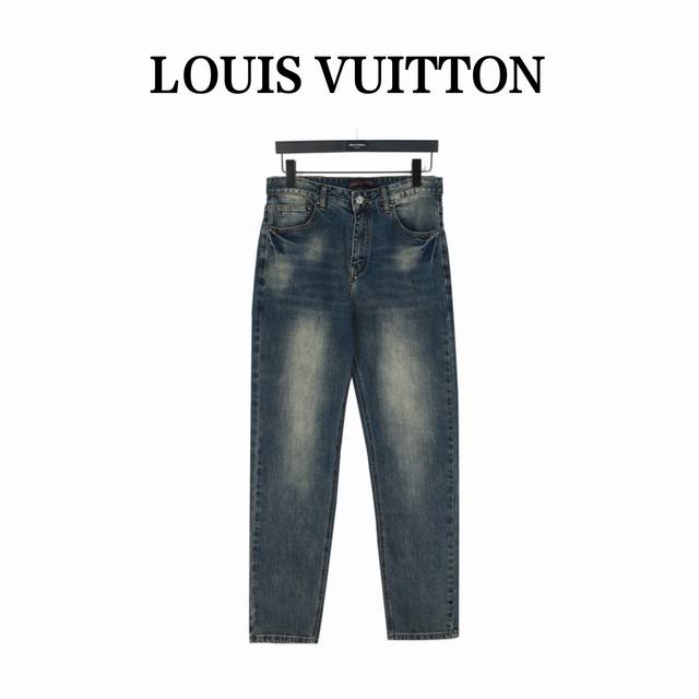 louisvuitton 路易威登南瓜刺绣牛仔裤 今年为止做的最牛逼的牛仔裤 重度水洗工艺 暗藏玄机的细节非常多 这次主推的裤子无论是版型还是上身都太完美 比伯