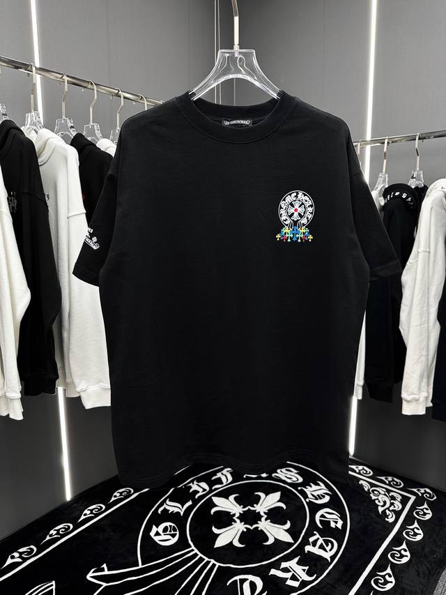 高版本Chrome Hearts 克罗心多彩重叠马蹄十字印花短袖 面料使用 G全棉双纱面料 纹路清晰可见 质感柔软细腻光滑 垂感十足 有一定厚度 非低廉材质上身