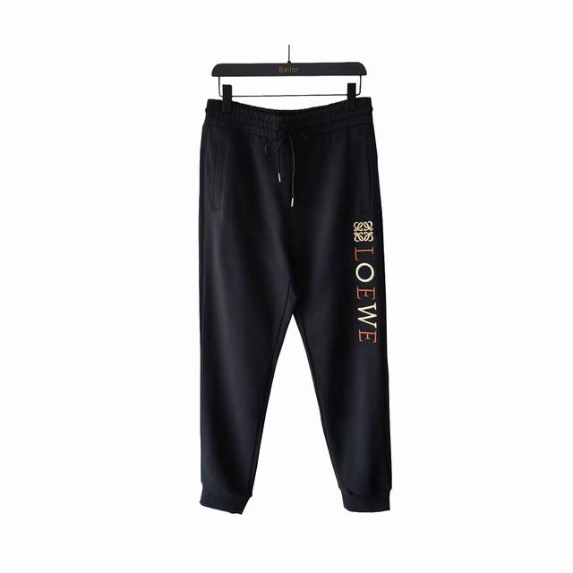 实拍细节图+尺码表 罗意威 Loewe 撞色立体字母Logo刺绣休闲长裤 使用420克纯棉毛圈面料 上身舒适效果极佳 潮百搭系列 人手必备款 细节细节再细节 全
