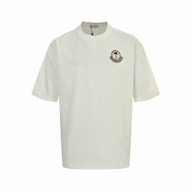 moncler 蒙口 25Ss 棕榈树刺绣短袖 面料采用定制240G 26支特滑双股精棉平纹高密无尘全棉布料 前幅高密度加厚 走线平整 代工品质 全套定制辅料