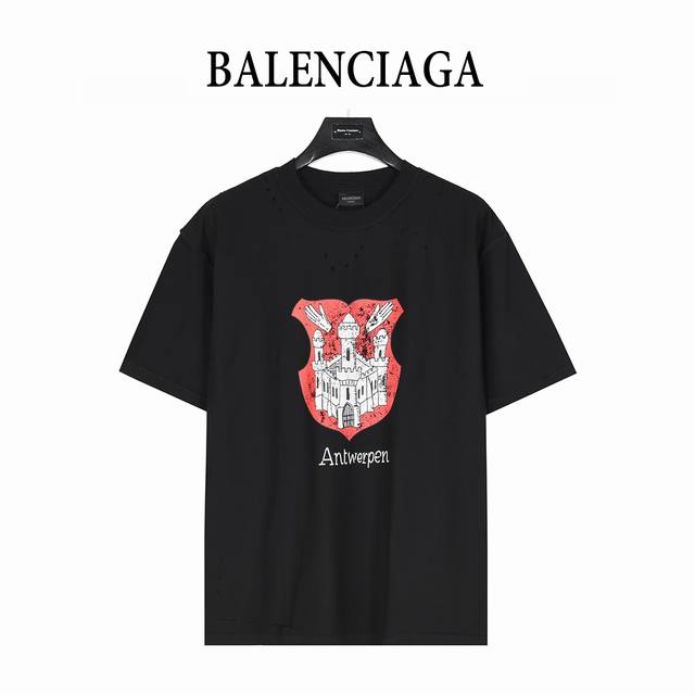 balenciga 巴黎世家 反面穿城堡印花破洞短袖T恤 高品质 最新反穿潮流视觉 纯棉柔软面料 对色定染面料 标准的印花磨破技术 采用进口印花工艺 潮流感十足
