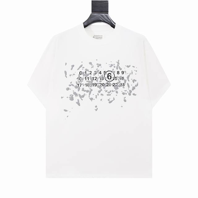 高版本Maisonmargiela 马吉拉 Mm6发泡数字印花短袖 男女同款 满满的高级感 性价比超高 手感超级柔软 细腻 柔软和不起球且不变形 G纯棉品质 后