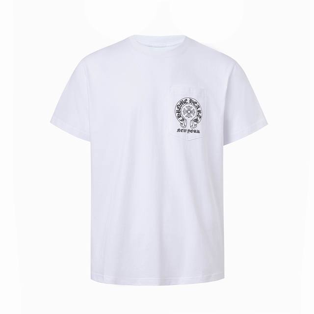 高版本Chrome Hearts 克罗心 梵文马蹄印花短袖 胸口小口袋 面料使用 克全棉双纱面料 纹路清晰可见 质感柔软细腻光滑 垂感十足 有一定厚度 非低廉材