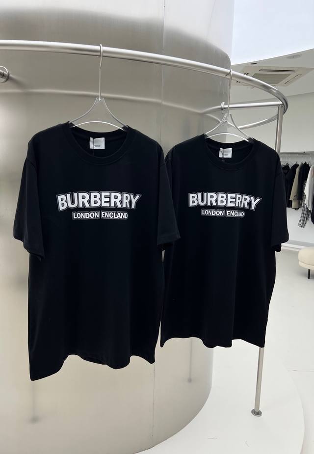 Burberry巴宝莉22Ss新款立体描边标语Logo胶印短袖情侣款T恤 240G纯棉质地 3D立体胶印 标语描边设计 高级感满满 上身超酥服 作为舒适穿搭的重