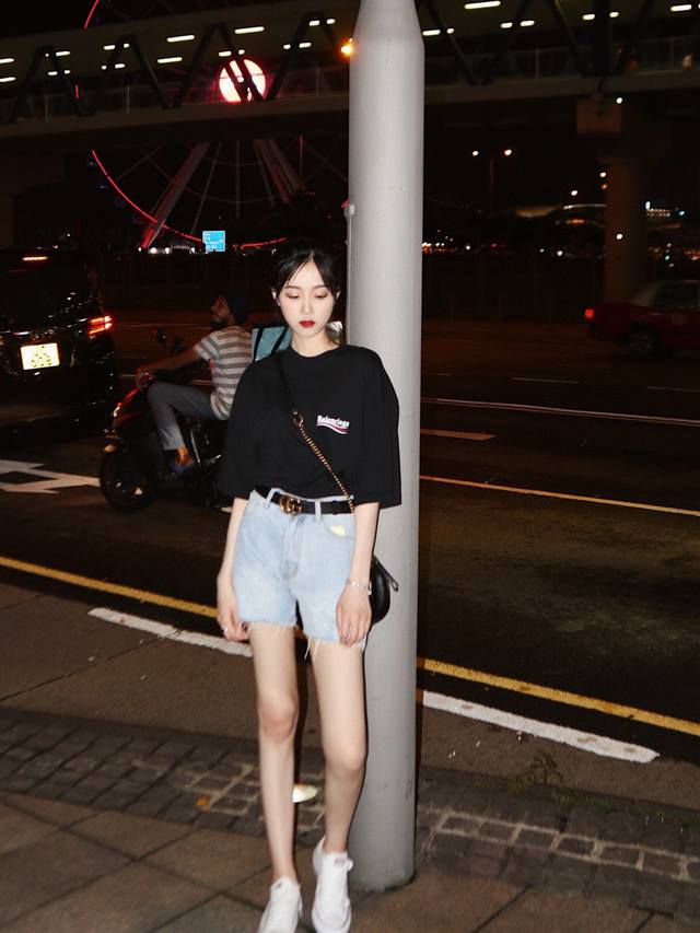 b家 巴黎世家 Balenciaga 经典前后可乐波浪印花圆领半袖T恤短袖 男女同款 情侣款 宽松版型