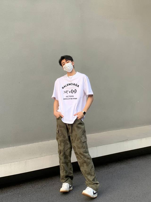 Ayc'teryx 始祖鸟新款经典大鸟Logo短袖T恤 男女休闲小鸟字母拉浆印花高端面料 重磅面料 男女同款 颜色 黑色 白色 尺码 S 3Xl