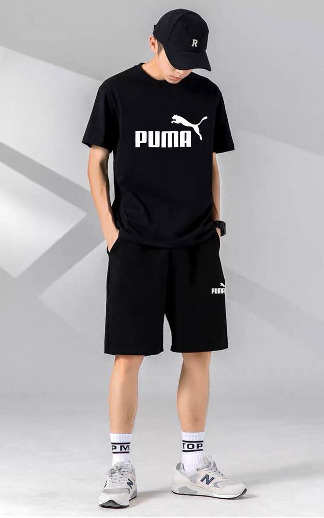 puma 彪马经典短袖短裤运动套装 百搭不挑人 本款T恤采用纯棉面料 吸汗透气 贴身柔软 腰部松紧带抽绳 拉链口袋 运动時候可以放手机钥匙 非常方便 上身效果超