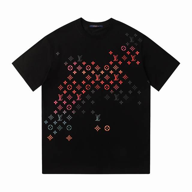 上新 高版本 顶级版本 louis Vuitton 路易 威登 渐变满印Logo印花短袖T恤 进口喷墨印花 整衣螺纹肩线均为同缸同染 细节做工面料均和正品一致