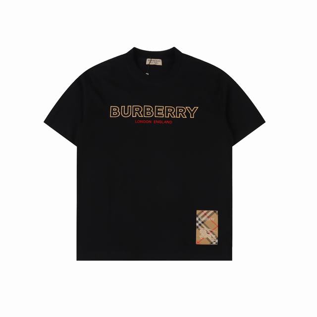 burberry 巴宝莉 25Ss 毛巾绣字母Logo短袖 客供采用250G洗水纯棉平纹布面料 高水平印花加贴布工艺 时尚优雅 饰牌贴花巧妙融合精纺 Burbe