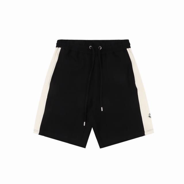 moncler 蒙口 25Ss 撞色拼接小标Logo刺绣短裤 采用棉质太空棉面料精心制作 饰以最新最顶级黑杏双色撞色拼接 定制面料采用威化布织法 超高端针织工艺