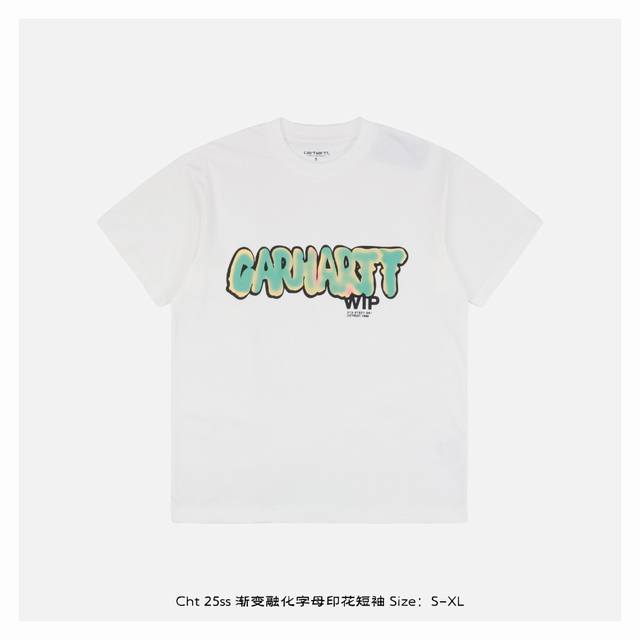carhartt 卡哈特 25Ss 渐变融化字母印花短袖 面料采用 克重精梳棉 定制32支1*1螺纹 成衣两遍水洗处理 面料舒适亲肤无异感 定制定染面料 纺织密
