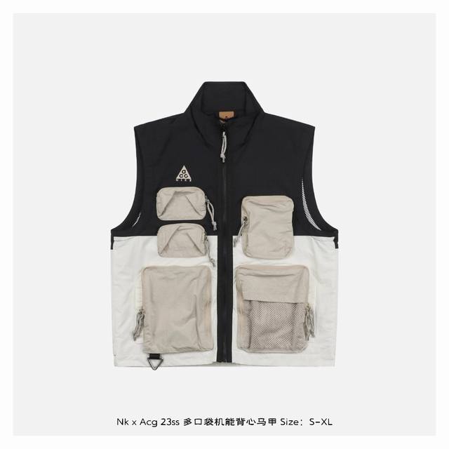 nike Acg 23Ss 多口袋机能背心马甲 大身面料是通过外贸大厂直接定织定染的 标准的公司单 面料采用 100%锦纶 350T低弹尼丝纺 表面有特殊褶皱纹