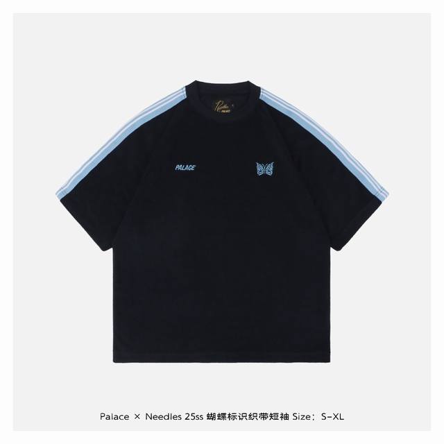 palace Needles 25Ss 蝴蝶标识织带短袖 采用80%棉+20%涤纶定染毛巾布 经三次水洗定型处理 确保95%超高颜色还原度 独特的毛圈结构带来柔