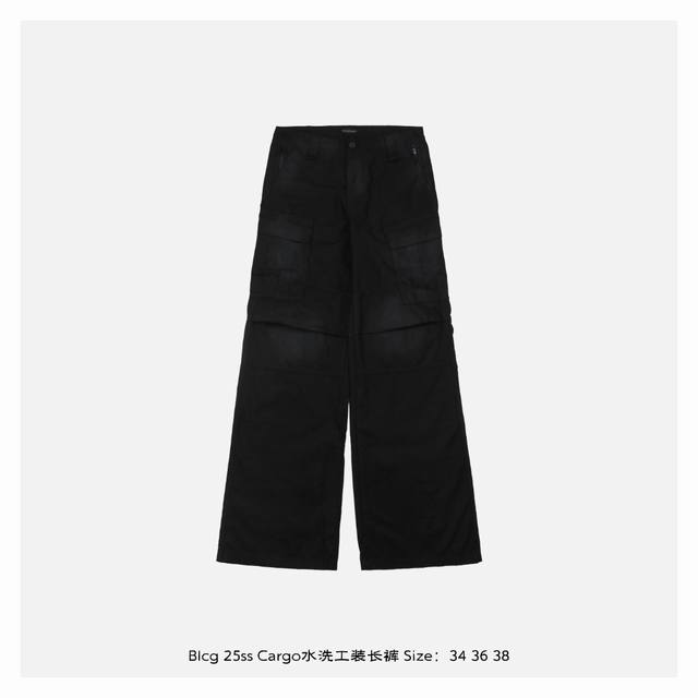 balenciaga 巴黎世家 25Ss Cargo水洗工装长裤 工装裤以高阶定制工艺重构功能性设计 主体采用高支高密格纹梭织面料 经多道洗水处理呈现做旧纹理