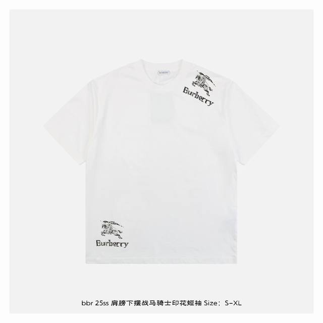 burberry 博柏利 25Ss 肩膀下摆战马骑士印花短袖 面料采用230克重精梳棉 定制32支1*1螺纹 成衣两遍水洗处理 面料舒适亲肤无异感 定制定染面料