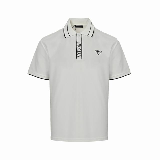 prada 普拉达 25Ss 门襟螺纹字母三角标刺绣polo短袖 时尚型裁设计 兼具个性 简约不简单 客供精仿棉打造珠地材质面料,领口丝光面料编织 内里工整严密