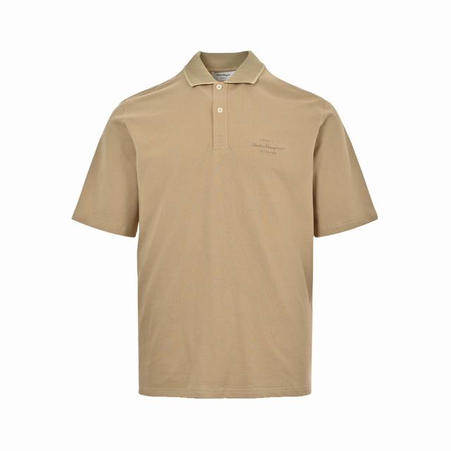 ferragamo 菲拉格慕 24Ss 胸口刺绣字母小标polo短袖 客供定织100%网眼珠地棉布精心制成 面料表面排列均匀整齐的网眼纹理 透气性和散热排汗性极