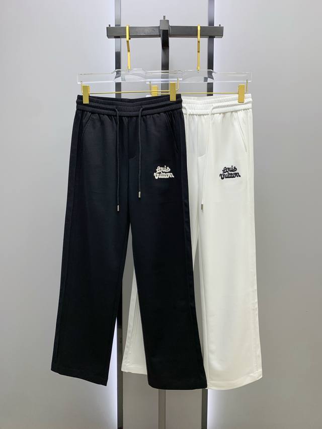 Lv 新品 25Ss夏季新款休闲裤.定制铜氨丝空气层混纺面料 抗皱不粘灰抗静电 面料柔软舒适有垂感.立挺上身有型 立体裁剪设计拉长腿部线条 显高显瘦.松紧腰带设