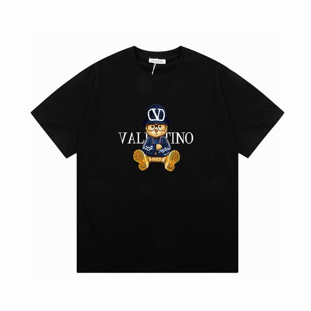 valentino 华伦天奴 标识Logo印花百搭潮流短袖T恤男女同款 吊牌 领标 水洗唛 三标齐全 定织定染280克精梳棉面料 尺码 S-Xxl 颜色 黑色
