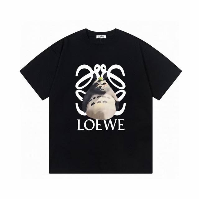 loewe 罗意威 卡通图案Logo字母印花圆领短袖T恤 百搭潮流 男女同款 吊牌 领标 水洗唛 三标齐全 定织定染280克精梳棉面料 尺码 S-Xxl 颜色