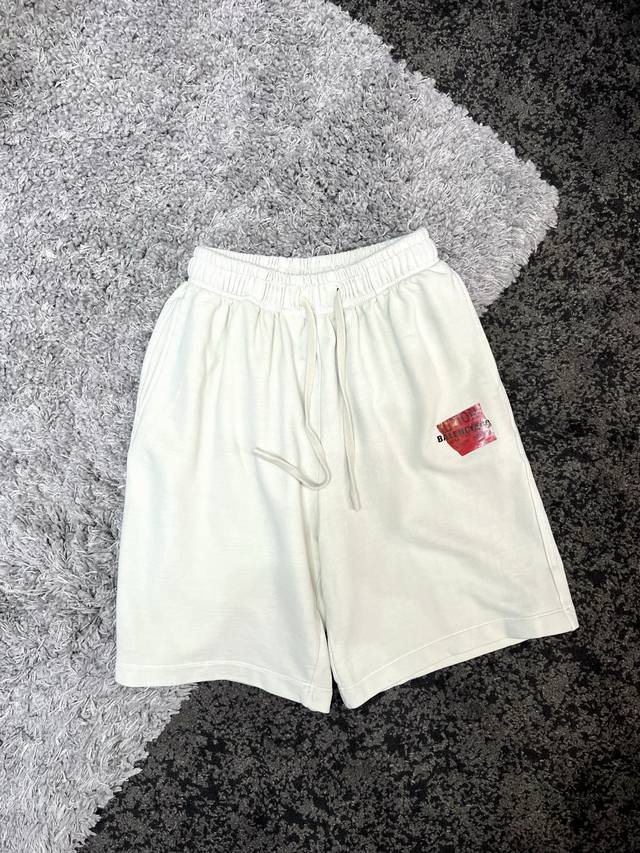Balenciaga*巴黎世家 裤长