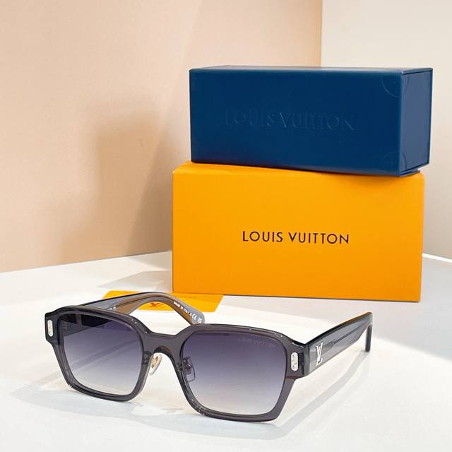 Louis Vuitto*Model Z2677U Size 54口21-145