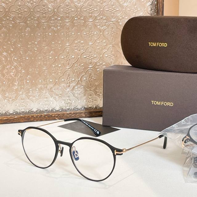 Tom For*Model Tf5866-Bsize 52口19-145高版本