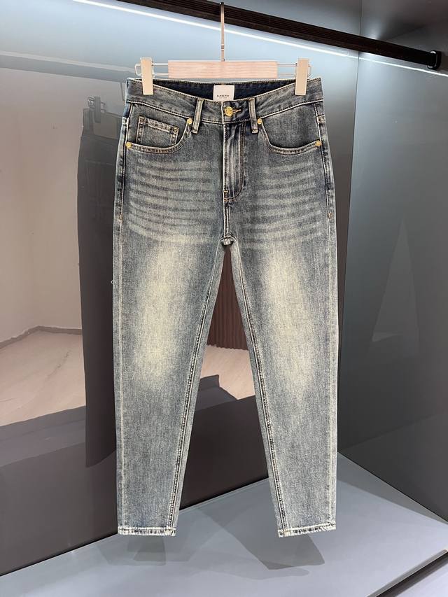 新品 Bur 牛仔裤 25Ss春夏新品 男士水洗复古魅力时尚休闲牛仔裤 追求完美主义的男人必备款修身款 贸易渠道工厂p货品,复古水洗 无敌性的裁剪设计,打破传统