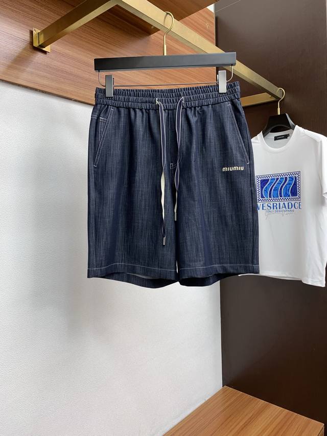 缪缪 25年夏季新款短裤 定制面料定制Logo 各种五金配件全是进口原材料 不可错过的一款单品 码数 48-56