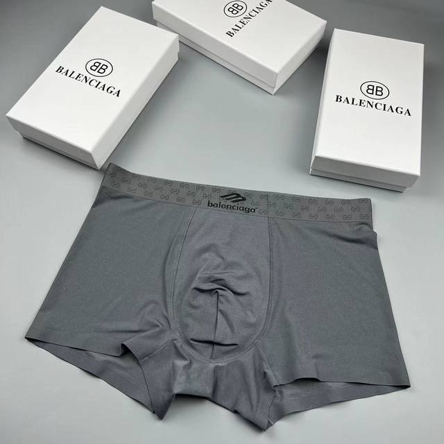 Balenciaga 巴黎世家 精品盒装男士内裤 轻薄透设计 采用进口轻薄冰丝 轻薄透气丝滑 无痕裁剪 穿着无束缚感 触感柔软亲肤 细柔透气 线条流畅 亲肤舒适
