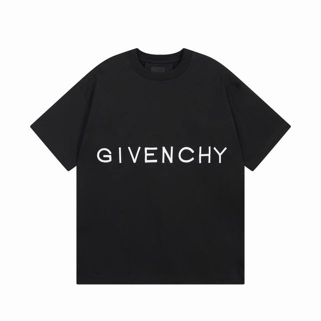 细节图 顶级版本 #Givenchy#纪梵希.25Ss立体字母绣花短袖T恤 面料采用定制Giv全棉双纱面料 克重260G 手感松软细腻扎实 舒适透气不易变形 螺
