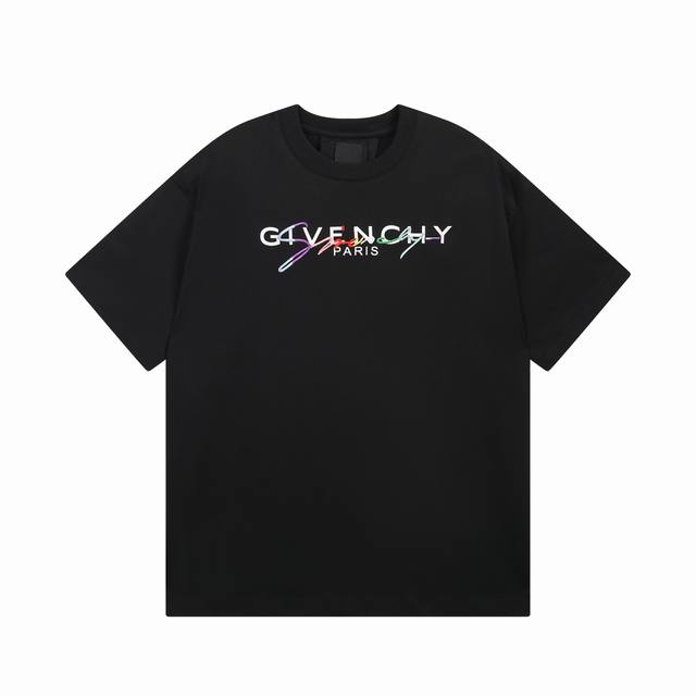 细节图 顶级版本 #Givenchy#纪梵希.25Ss.经典立体字母彩虹色印花刺绣短袖T恤 面料采用定制Giv全棉双纱面料 克重260G 手感松软细腻扎实 舒适