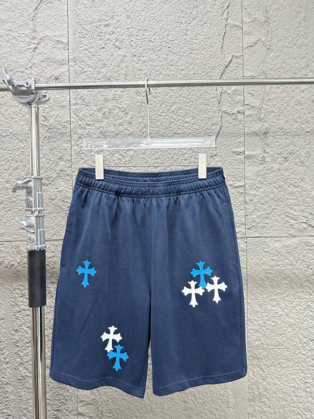 chrome Hearts Ch克罗心2025Ss新款十字架休闲短裤 定制纯棉面料350克 搭配经典彩色十字架图标 无从释怀的经典款 休闲时尚感略带锋利 经典的