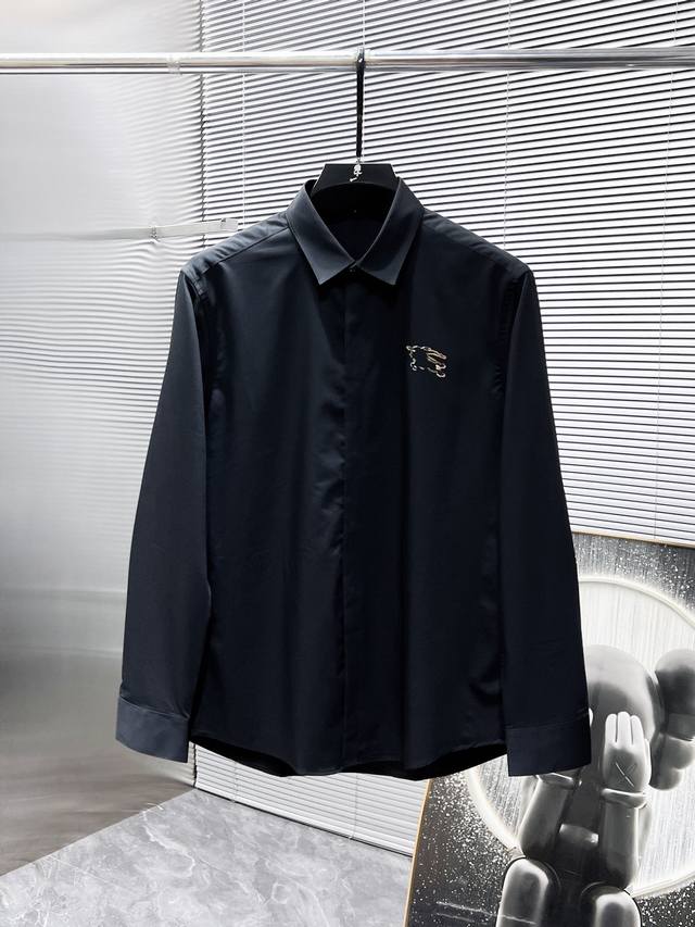 巴宝莉 Burberry Ss新款长袖 衬衫 衬衣 高端版本 专柜定制面料 透气舒适度高 细节无可挑剔 品牌元素设计理念 体现高品质 手感细腻柔软 呈现休闲裁剪