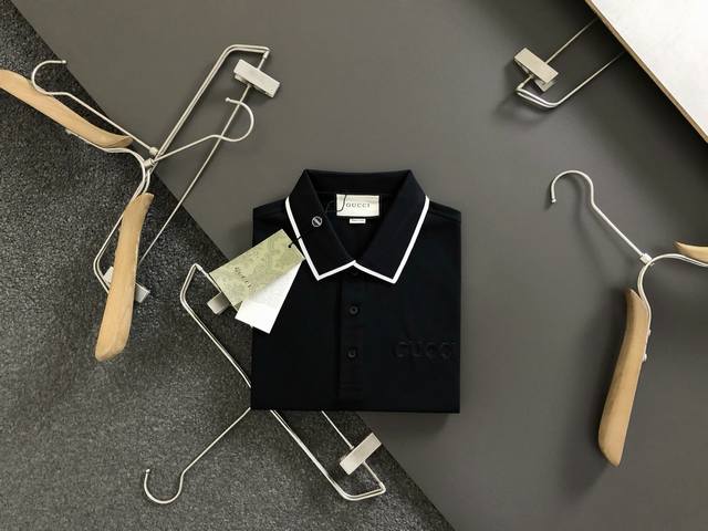 Gucc*合身版型M-Xxxl 24Ss最新黑白撞色字母刺绣百搭polo短袖 最顶级的品质专柜原单短袖 顶级制作工艺进口面料 专柜品质印花设计 采用进口高端订制