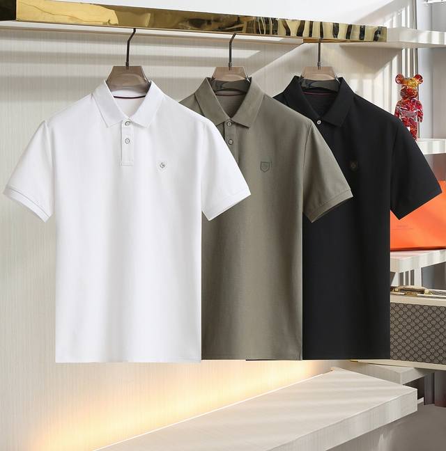 2025Ss夏季新款Lp 官网最新款翻领 polo衫 搭配品牌图标 延续Lp家极简常态化的设计 时髦与气质于一身 配色轻熟百搭 细节精致出挑 面料采用进口丝光珠