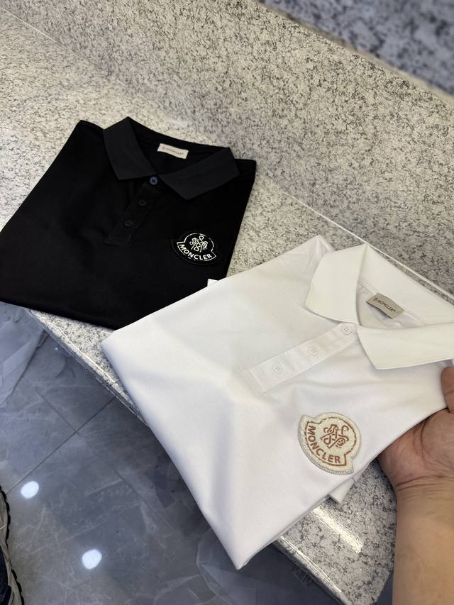 Mc 盟扣莱 春夏男装领口经典时尚休闲短袖polo衫纽扣开合经典衣领衣身两侧有开叉设计打破经典T恤衫的一贯设计 彰显品牌的独有设计 定制60支双股长绒棉 天丝双