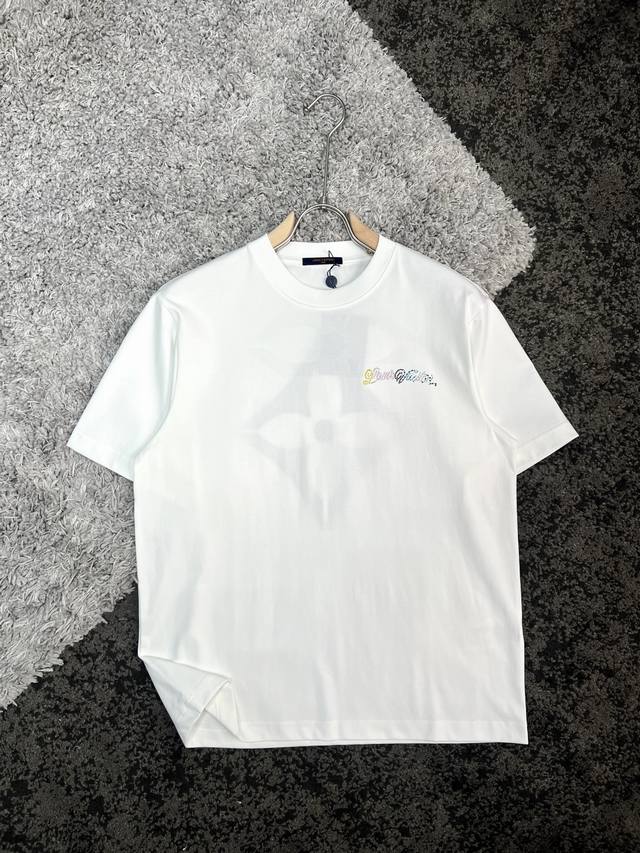 Louis Vuitton*路易威登 衣长